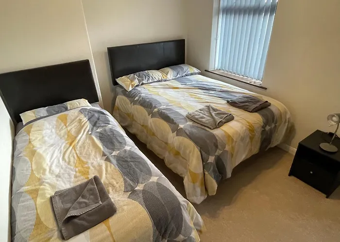 Leavesley Holiday Home