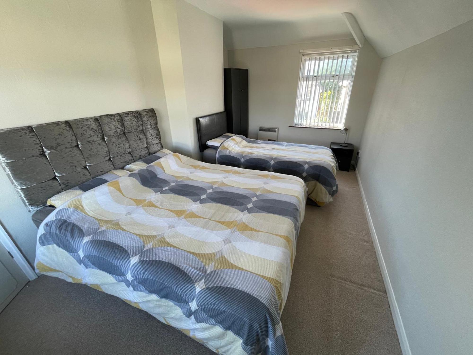 Leavesley Holiday home Blackpool