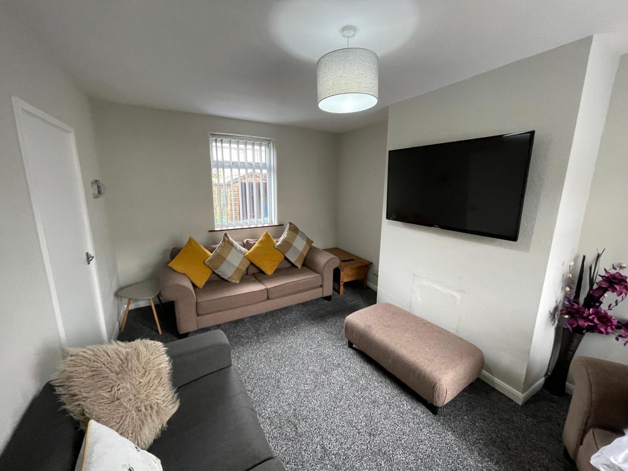 Leavesley * Blackpool