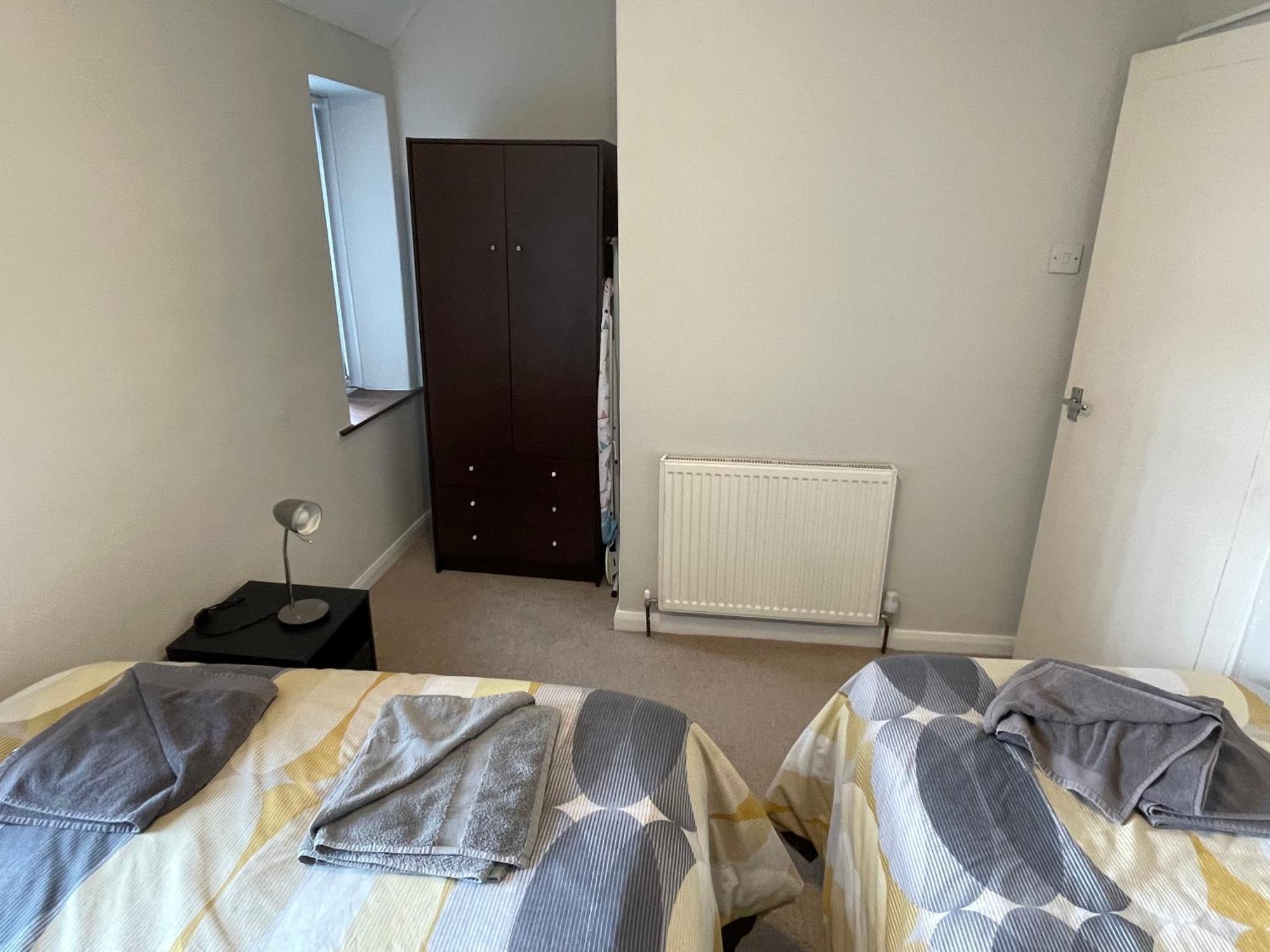 Leavesley Holiday home