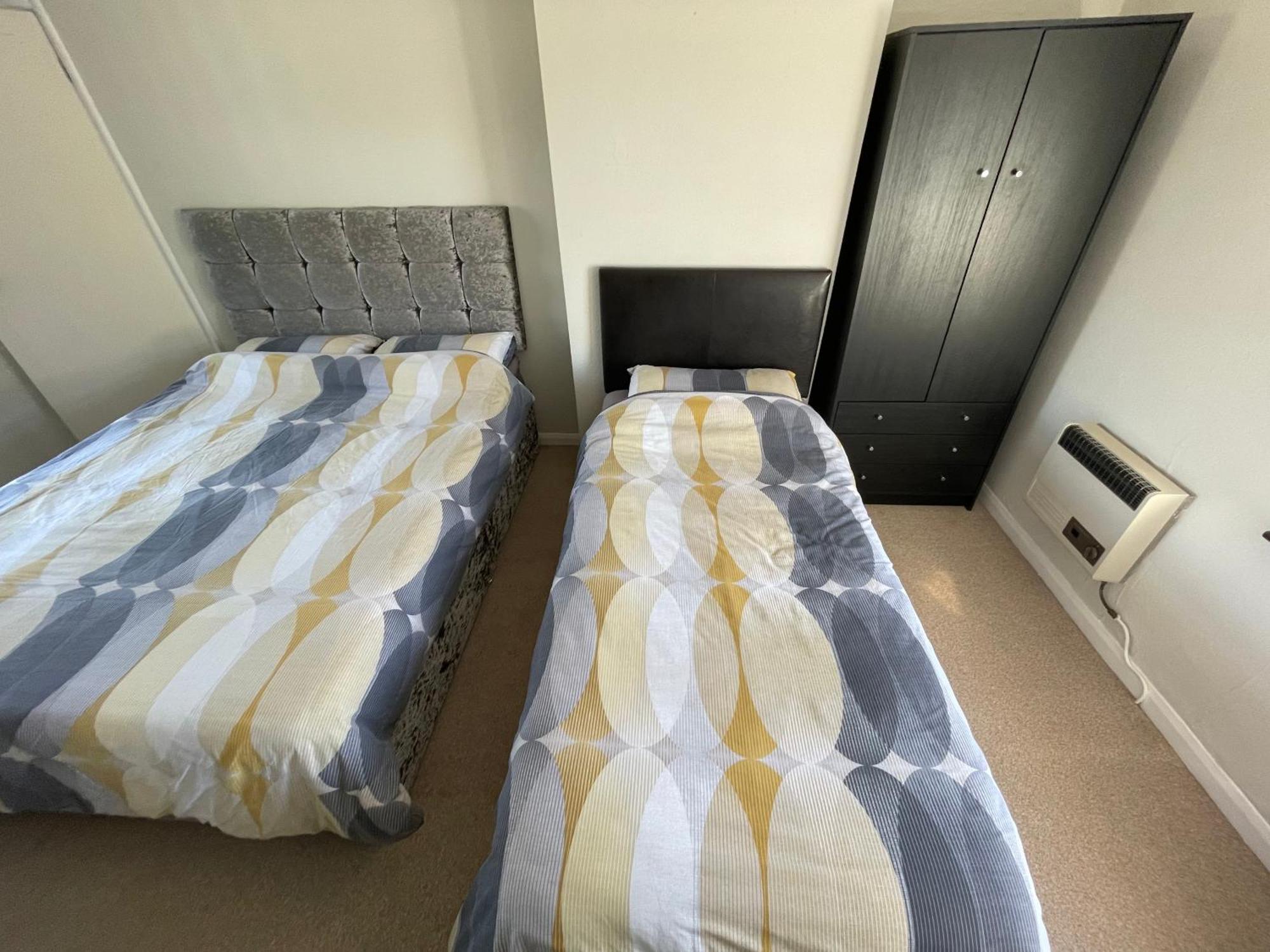 Leavesley Holiday home